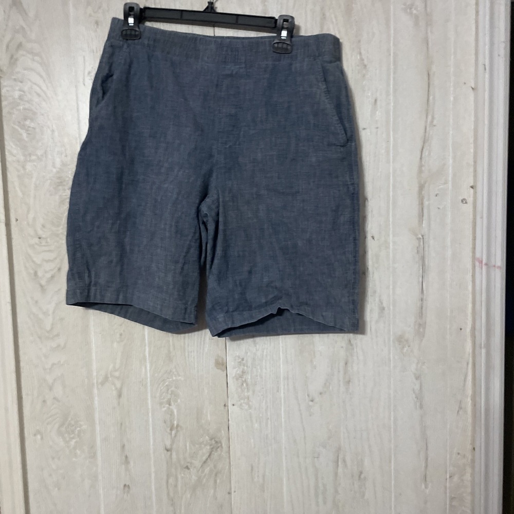 Lands' End Women's Bermuda Shorts 16